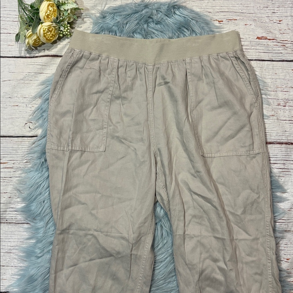 Faherty Linen Blend High Rise Arlie Day Pant In Stone - Picture 4 of 9